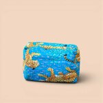pochette-piccola-trapuntata-leopardi-azzurro-tropicale