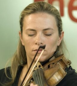 imgi_25_delphine caserta.jpeg