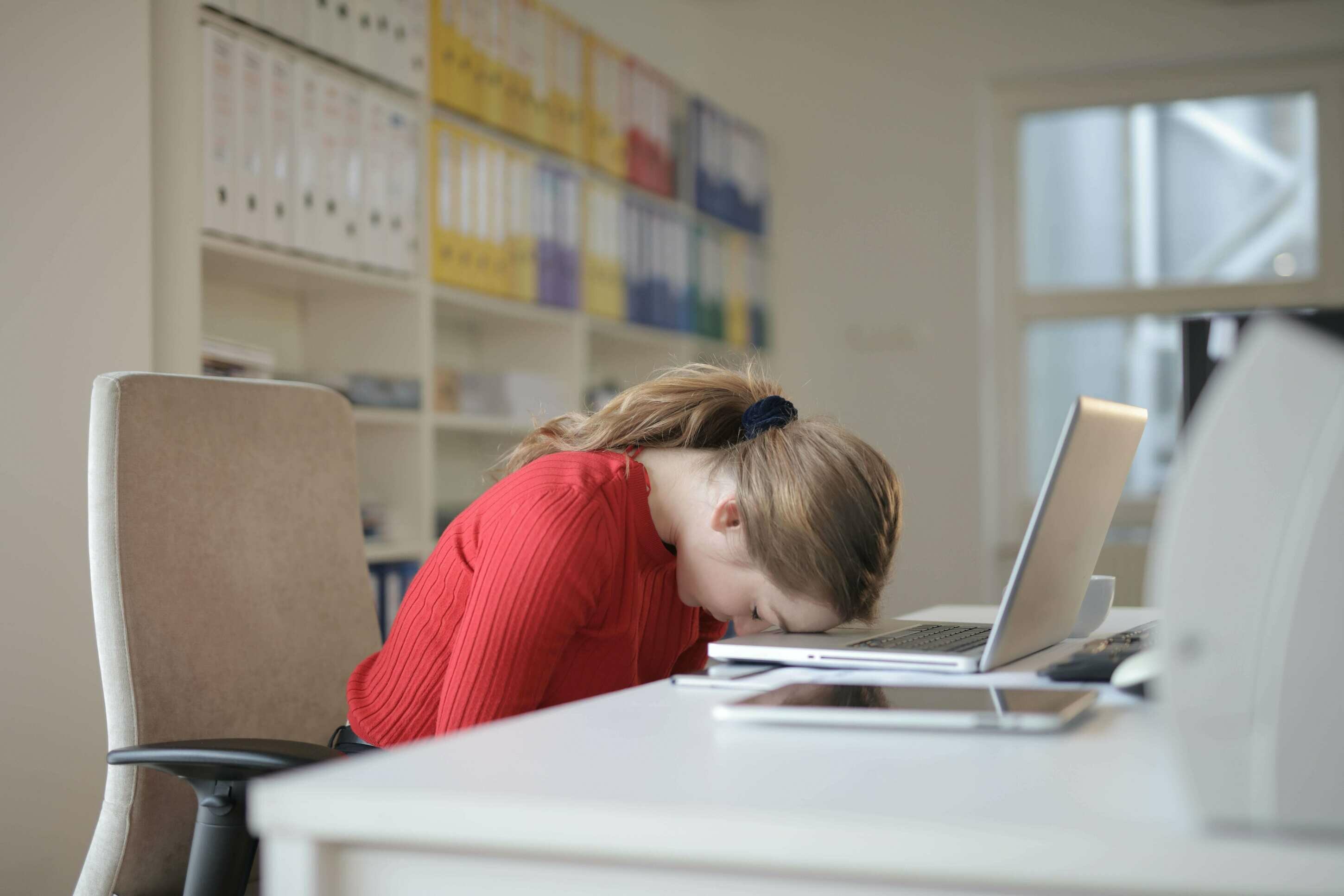 Wenn die Motivation schwindet: 5 Anzeichen für Unzufriedenheit im Job und Wege zur Motivationssteigerung
