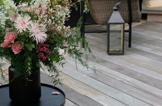 Progettazione terrazzi a Milano per attico residenziale al decimo piano con verde su misura | Marotta Fine Gardening