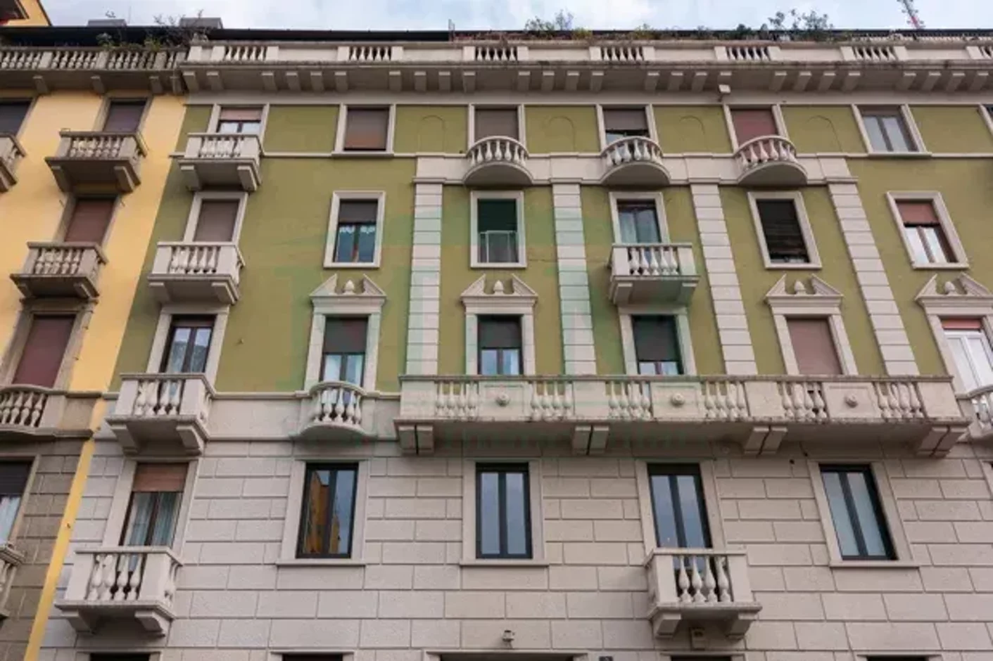eyJpdCI6IkFnZW56aWEgSW1tb2JpbGlhcmUgTWlsYW5vIn0=
