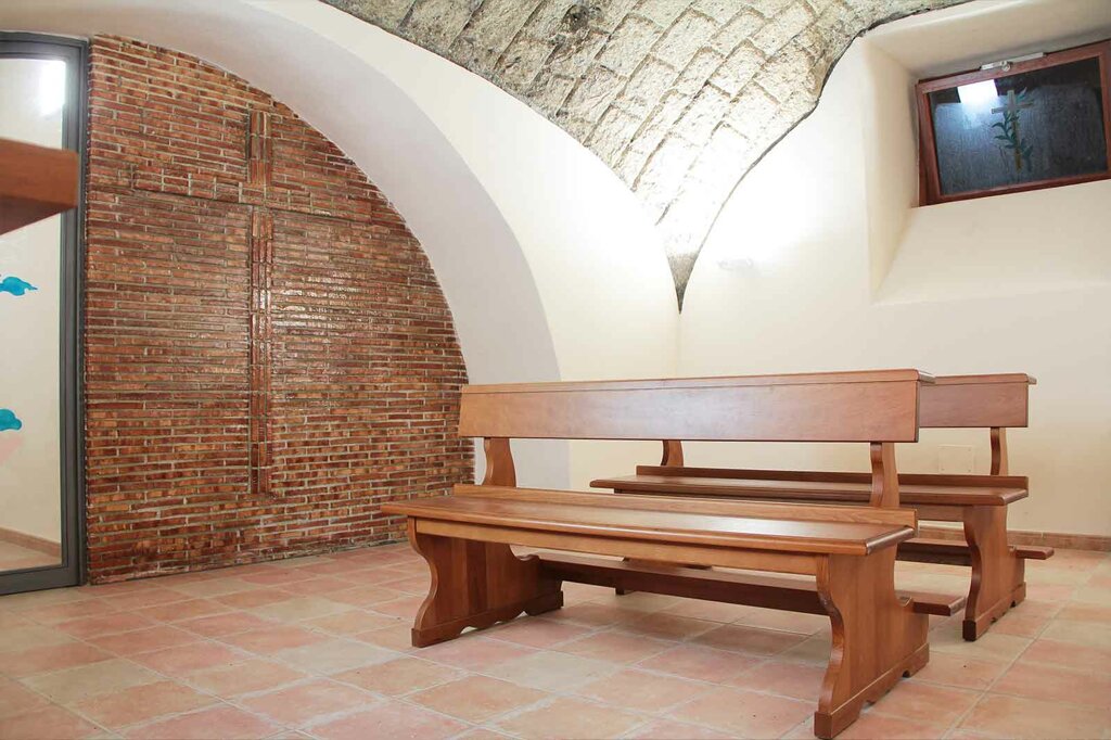 casa-di-risposo-con-chiesa.jpeg casa-di-risposo-con-chiesa.jpeg