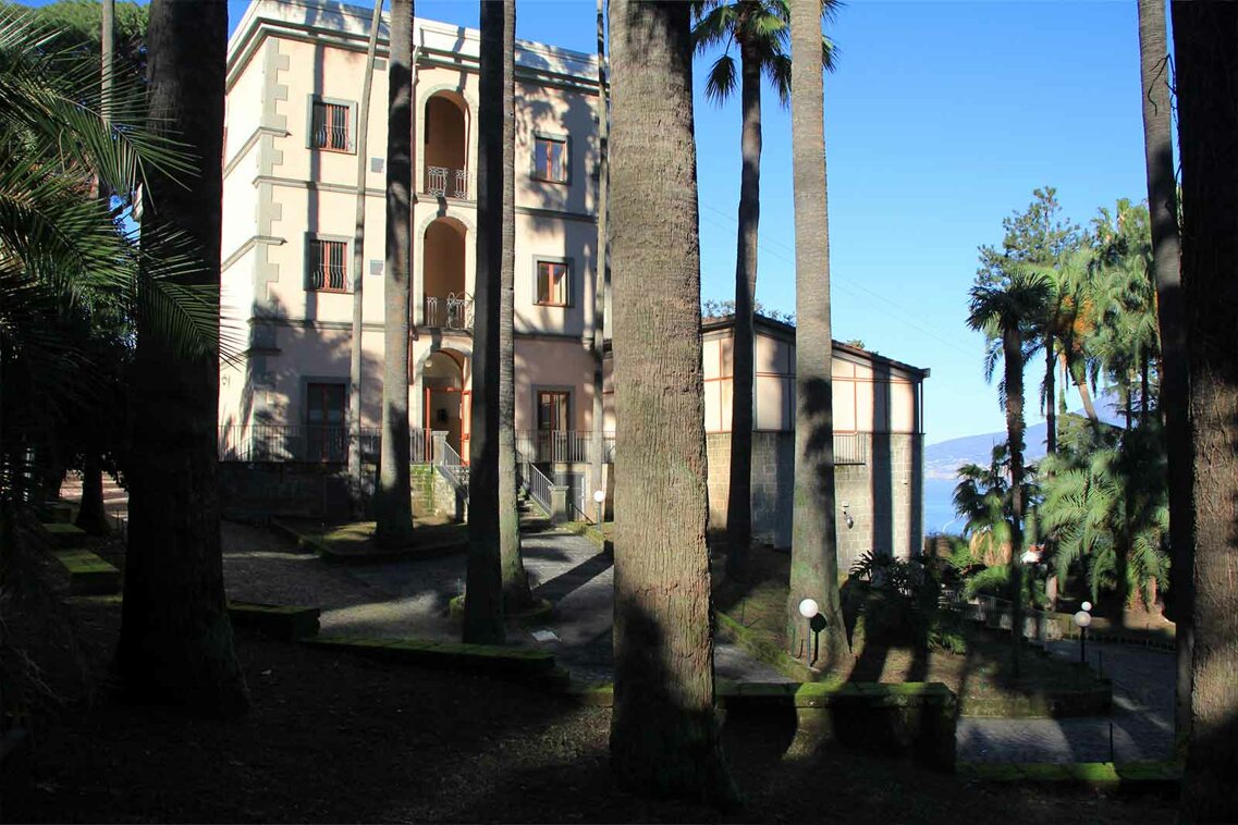casa-di-risposo-a-castellammare-di-stabia.jpeg