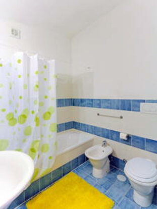 img8909 img8909