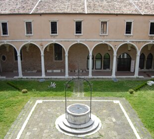 chiostro_carmini_1_