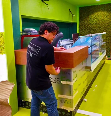 Arredamento restyling fast food Roma