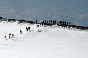 etna-snow6_1_orig etna-snow6_1_orig