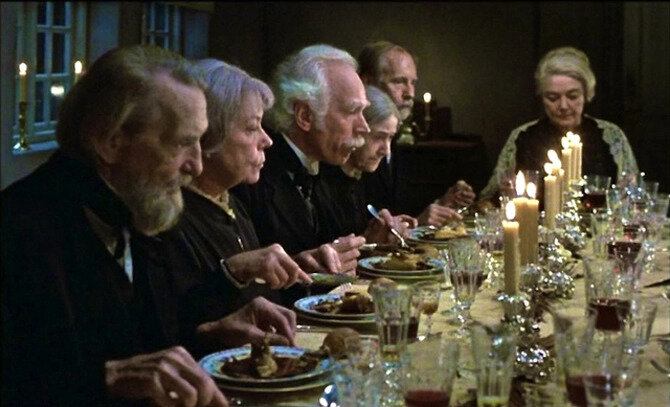 La tavola, luogo di finzione o di comunione?