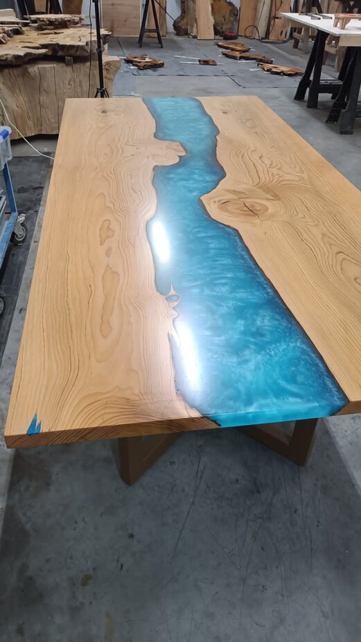 epoxy river top.jpeg