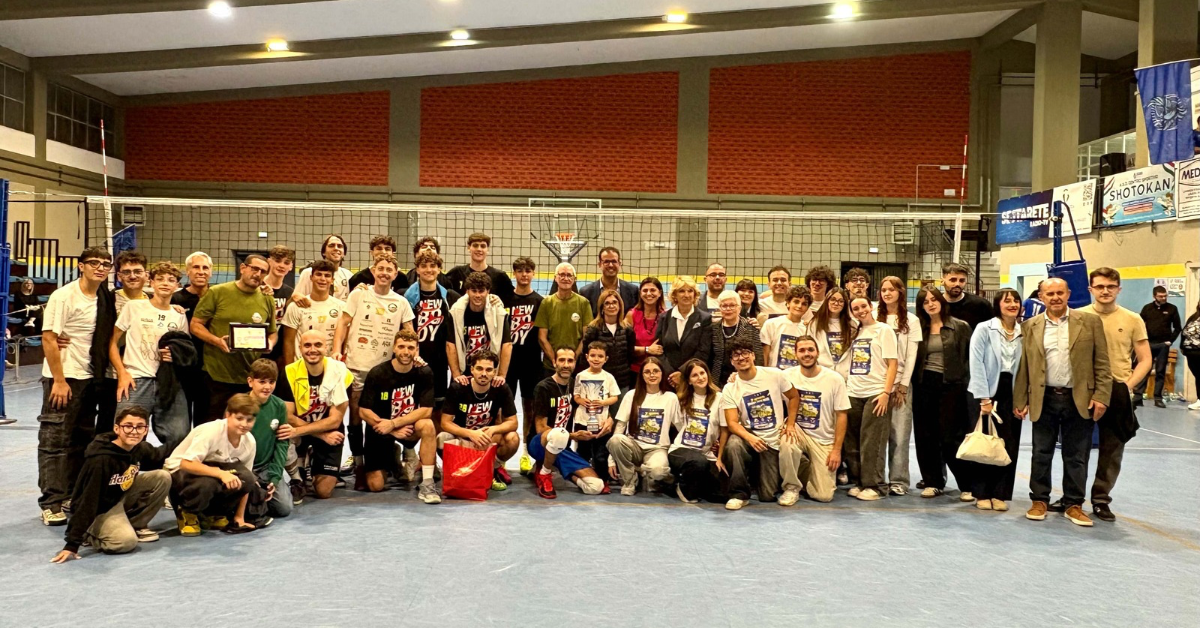 Su SudSport Bronte fa il bis, Belpasso abbraccia il ricordo di Mimmo e Pippo Russo Su SudSport Bronte fa il bis, Belpasso abbraccia il ricordo di Mimmo e Pippo Russo