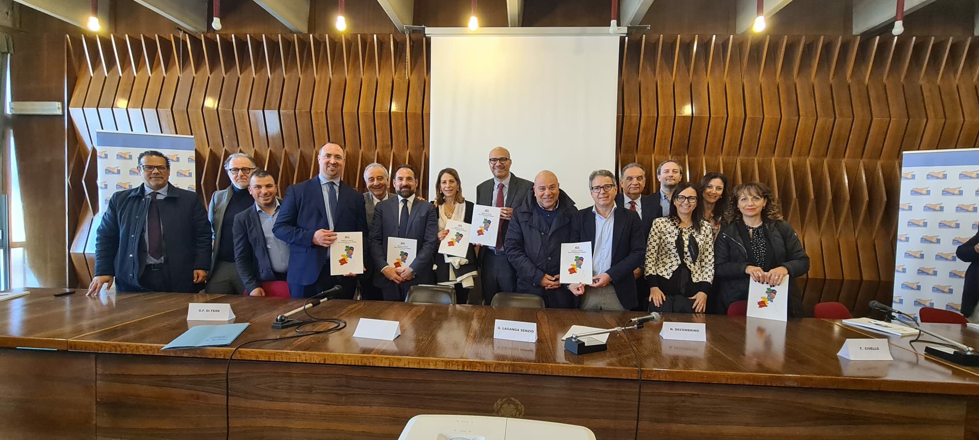 Su SudSalute Sanità territoriale e prevenzione: l’Asp di Catania presenta ai sindaci il Profilo di Salute 2025 Su SudSalute Sanità territoriale e prevenzione: l’Asp di Catania presenta ai sindaci il Profilo di Salute 2025