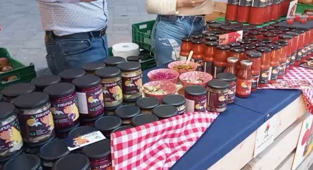 Su SudGusto Sicilia in Tavola: ad Acireale un viaggio tra sapori e identità siciliana