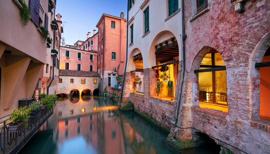 massaggio-yoni-treviso-veneto-tantra-per-donne