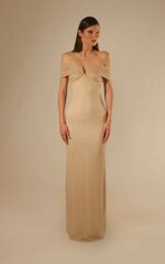 abito-lungo-in-tulle-con-strass