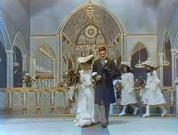 Ecco Il Primo Matrimonio Mai filmato, Una Vera Perla Del Web Ecco Il Primo Matrimonio Mai filmato, Una Vera Perla Del Web