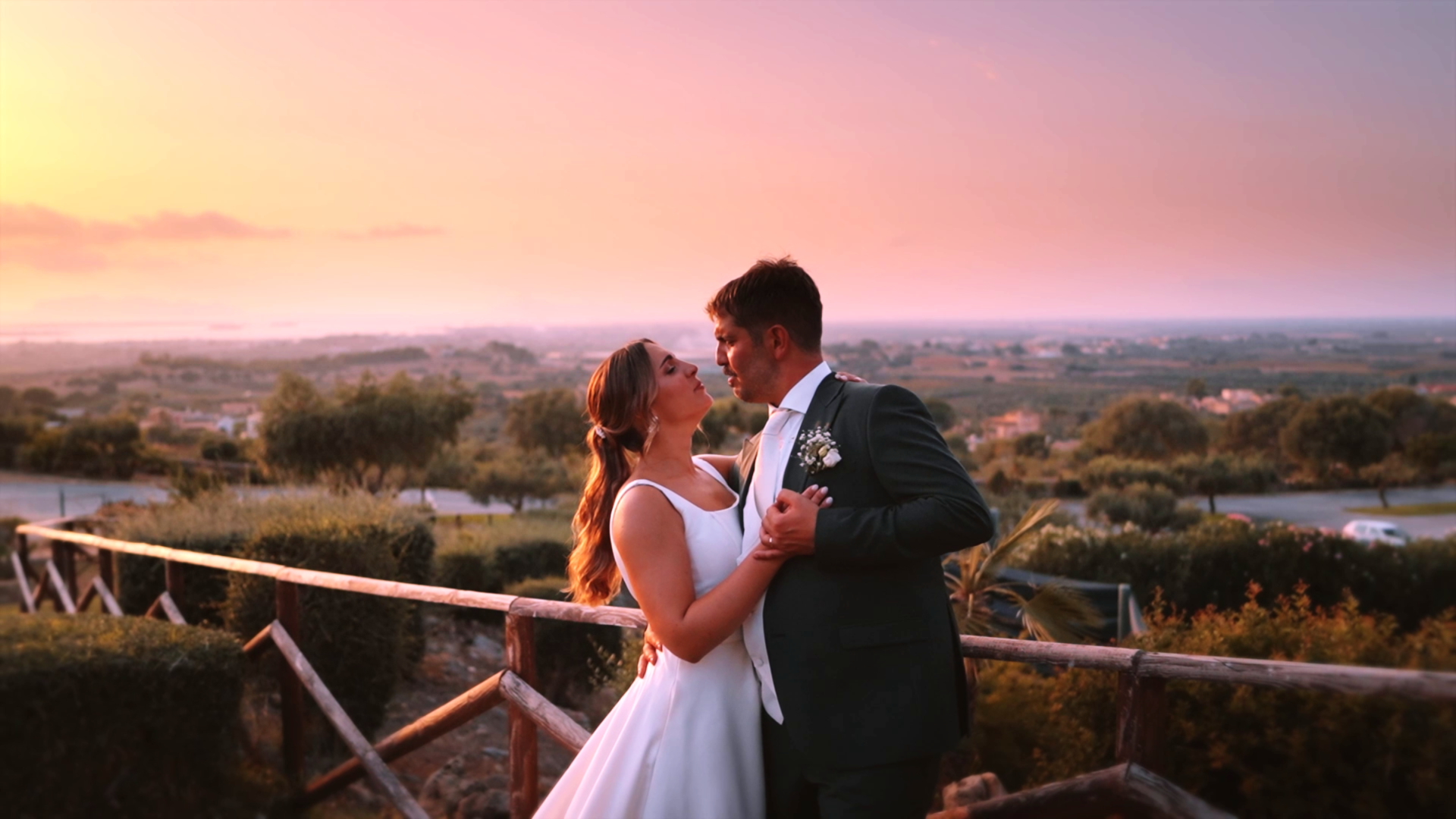 Come Montare Video di Matrimonio: Tecniche e Plugin per Creare Video Emozionanti