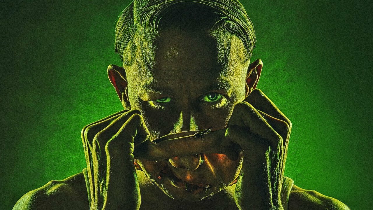 Monster: La Storia di Ed Gein (2025), recensione: il glamour del male secondo Ryan Murphy