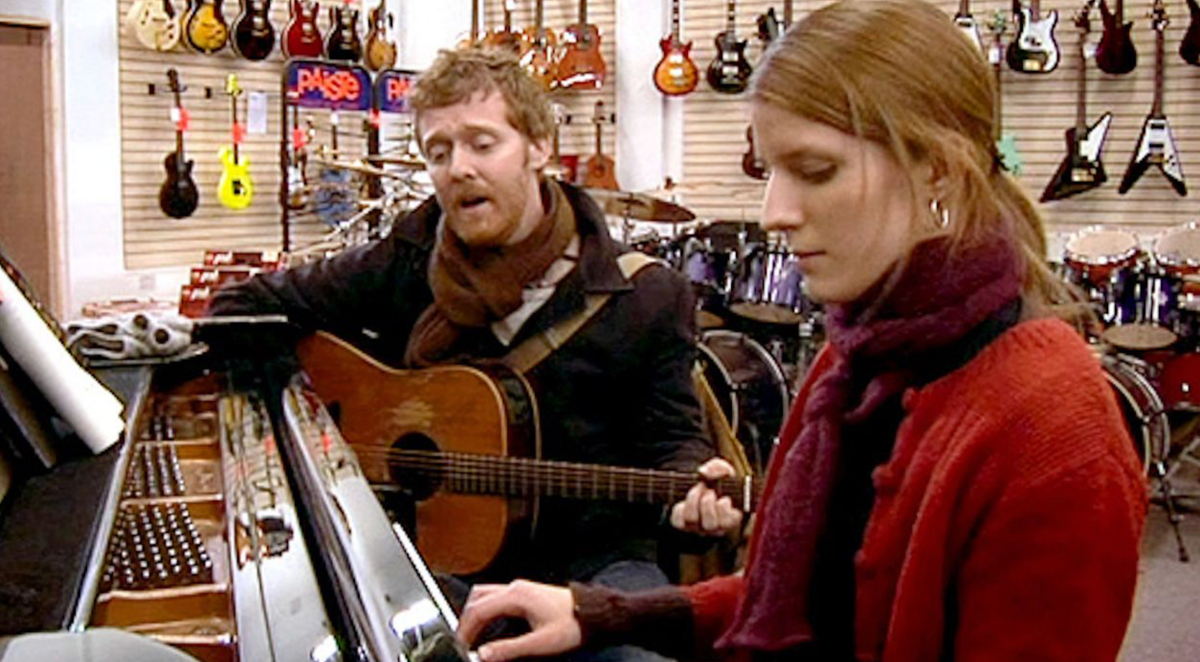 Falling Slowly di Hansard e Irglov&aacute;: l&rsquo;armonia di un amore che non pretende di risolversi