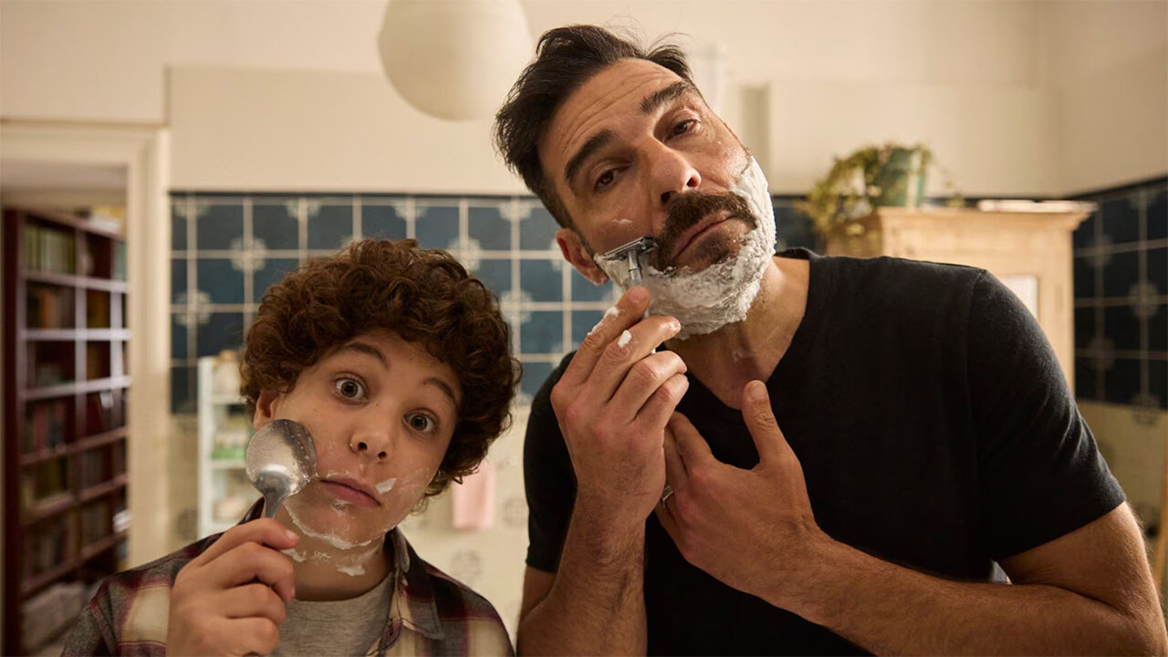 Per te (2025), recensione film: l’eredità emotiva tra padre e figlio