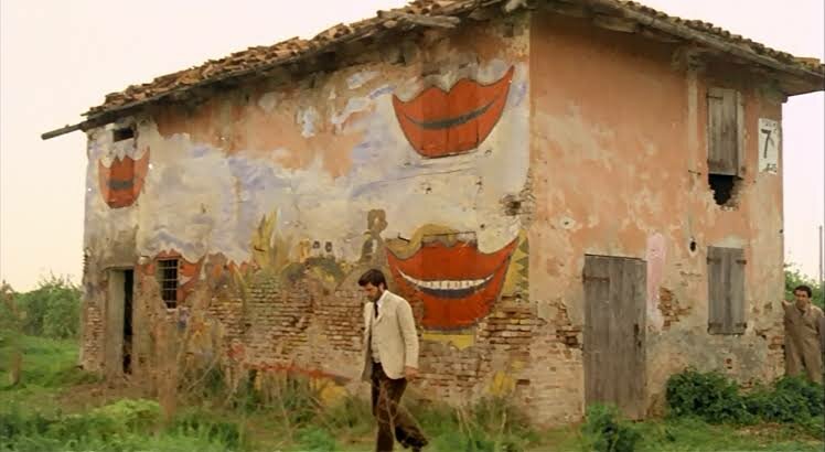 La casa dalle finestre che ridono compie 50 anni: alle origini del folk horror italiano