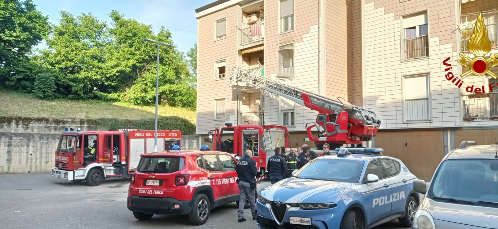 Avellino, scoppia l'incendio in casa: anziana ustionata dalle fiamme. È grave