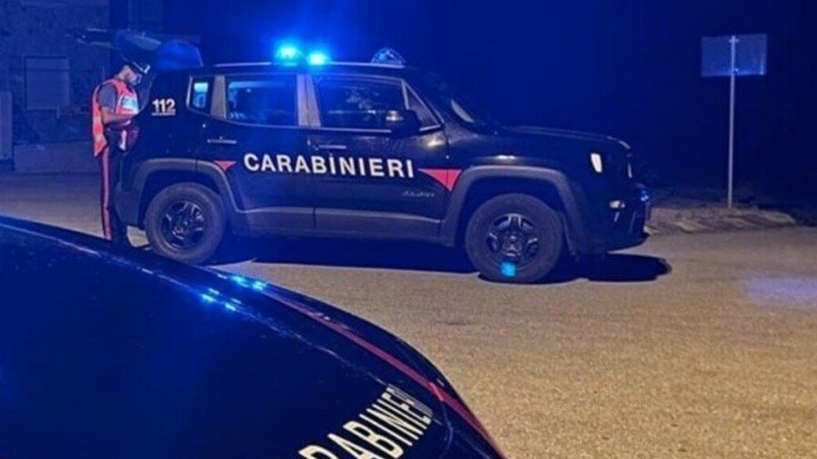Atripalda, fermati all'interno di un palazzo in via San Giacomo: erano pronti a commettere furti