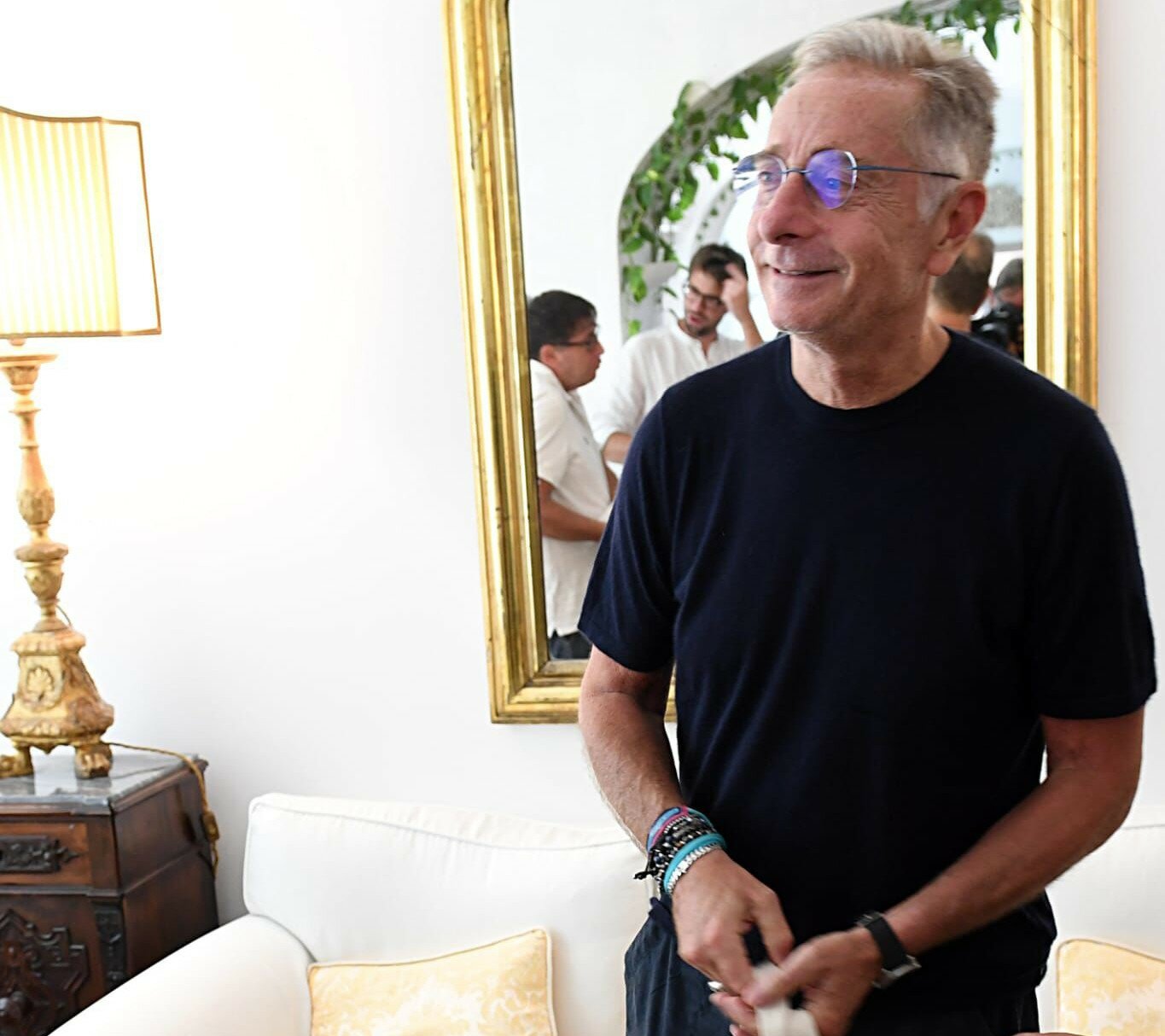 Paolo Bonolis a Minori: tra ricordi, aneddoti e una lezione di empatia Paolo Bonolis a Minori: tra ricordi, aneddoti e una lezione di empatia