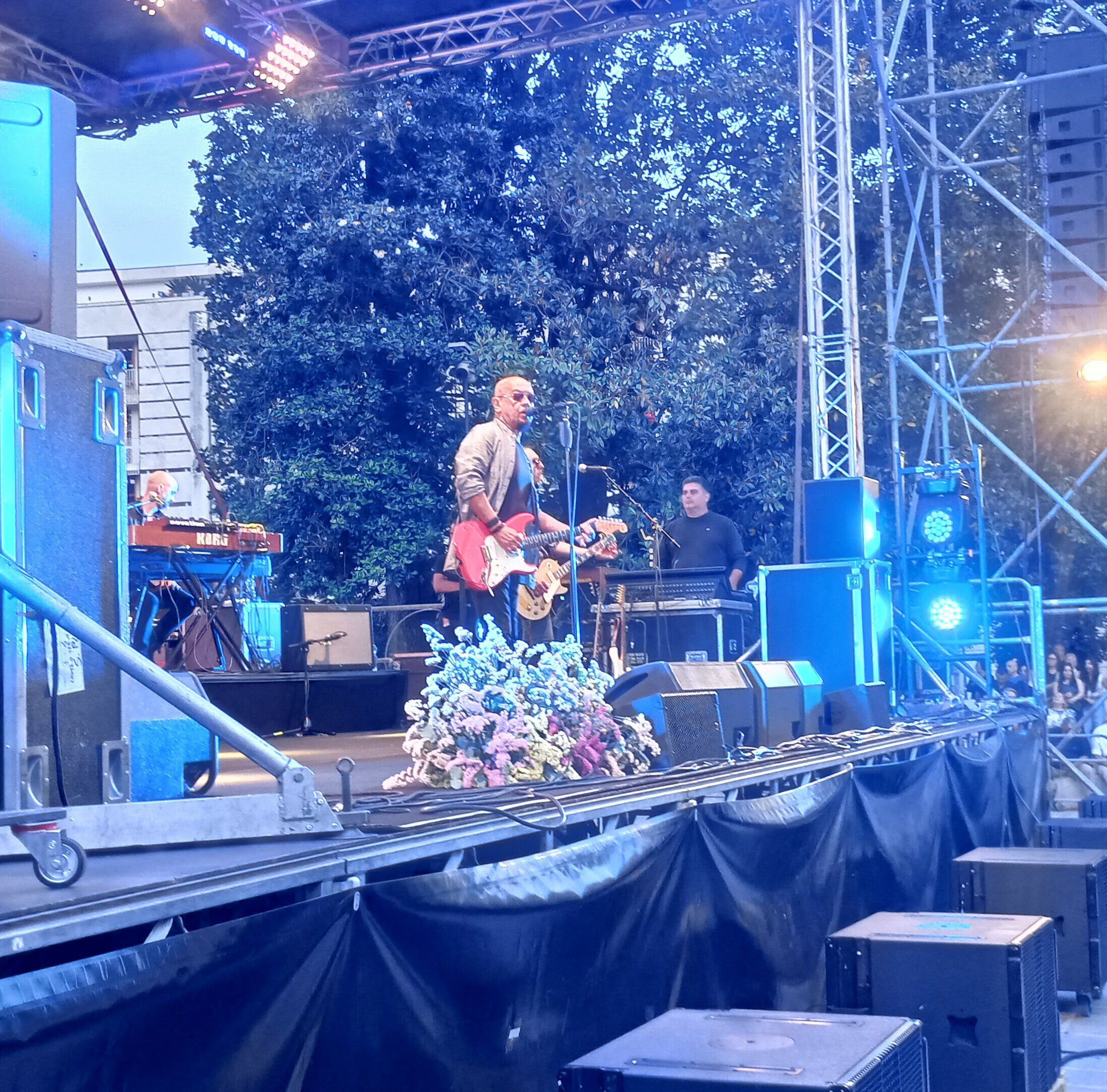 Enrico Ruggeri ad Avellino per la Festa della Repubblica: «Difendiamo la democrazia»