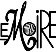 Logo con scritta 'Moire' e gomitolo di lana