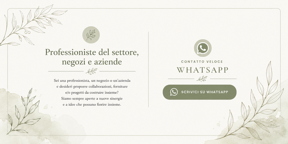scrivici su whatsapp