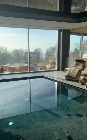 img_9377.jpeg img_9377.jpeg