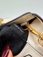 prada-saffiano-bianca