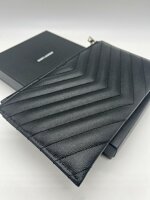 saint-laurent-pouch-cassandre