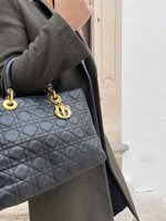 lady-dior-cannage