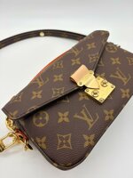 pochette-metis-east-west
