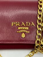 wallet-on-chain-prada
