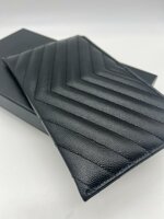 saint-laurent-pouch-cassandre