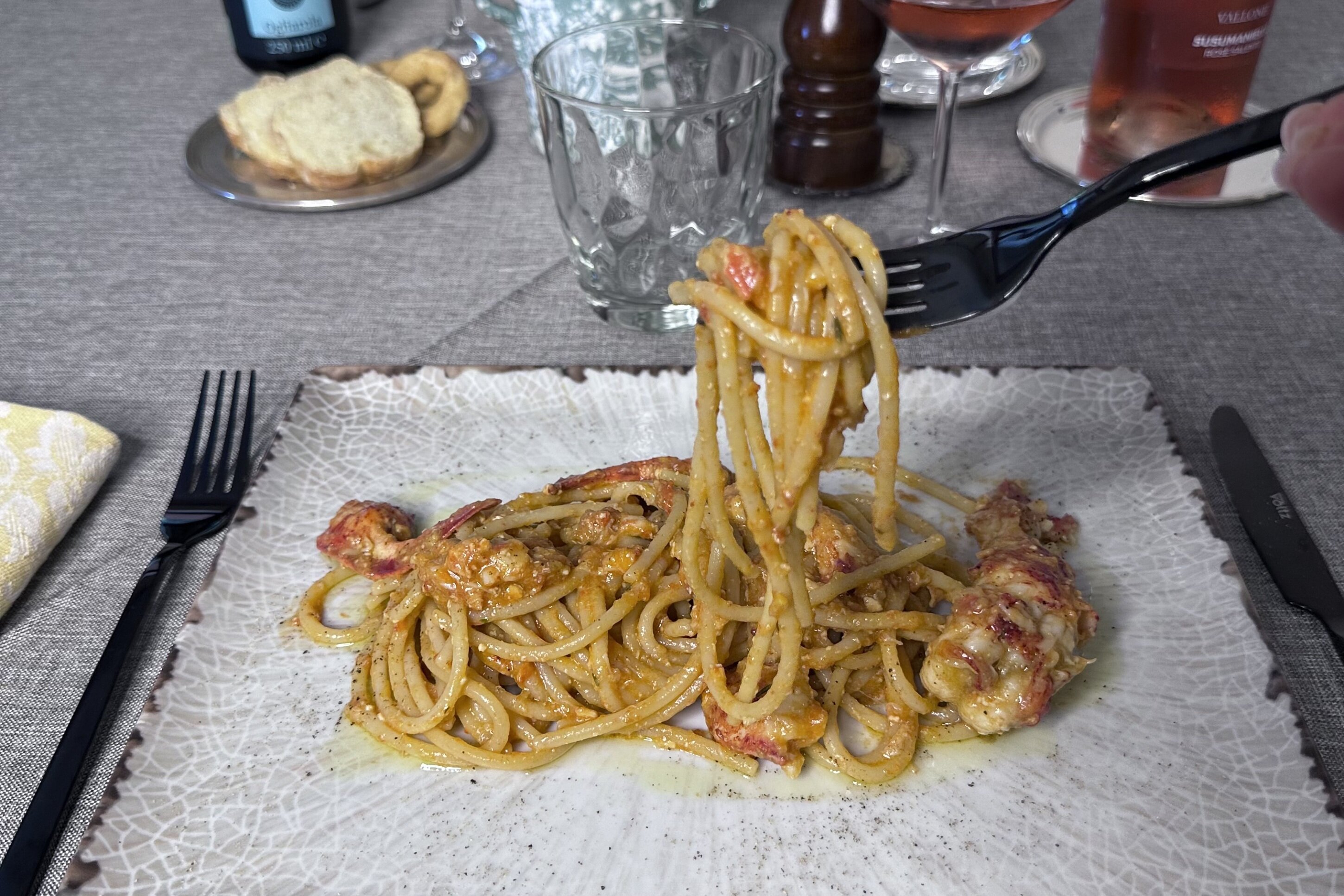 spaghetti-con-astice-ricetta-elegante.jpeg spaghetti-con-astice-ricetta-elegante.jpeg
