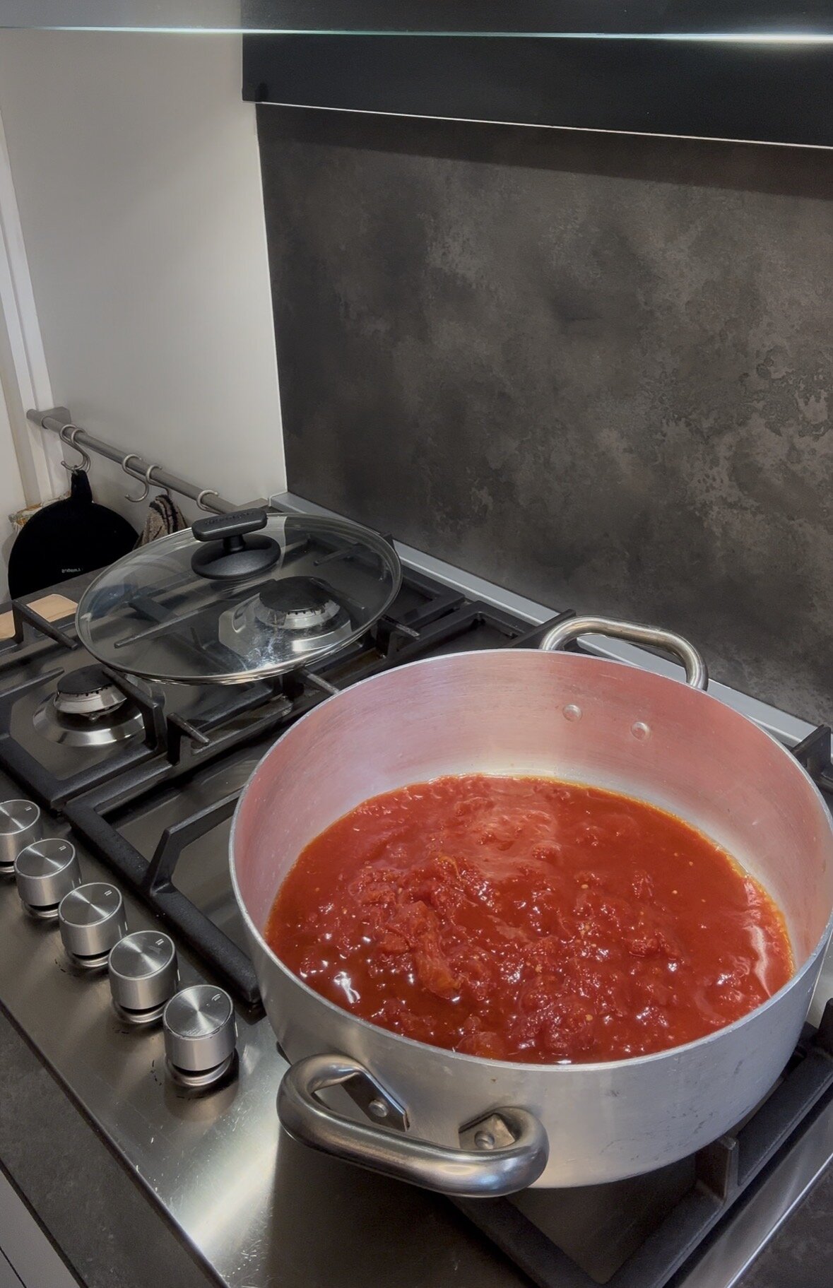 sugo-peperoni.jpeg sugo-peperoni.jpeg