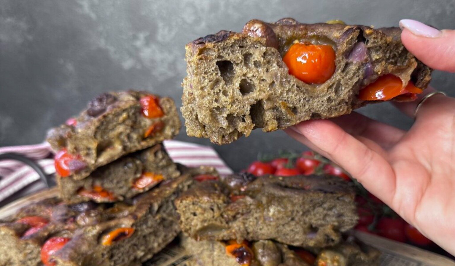 Focaccia rustica con le cipolle