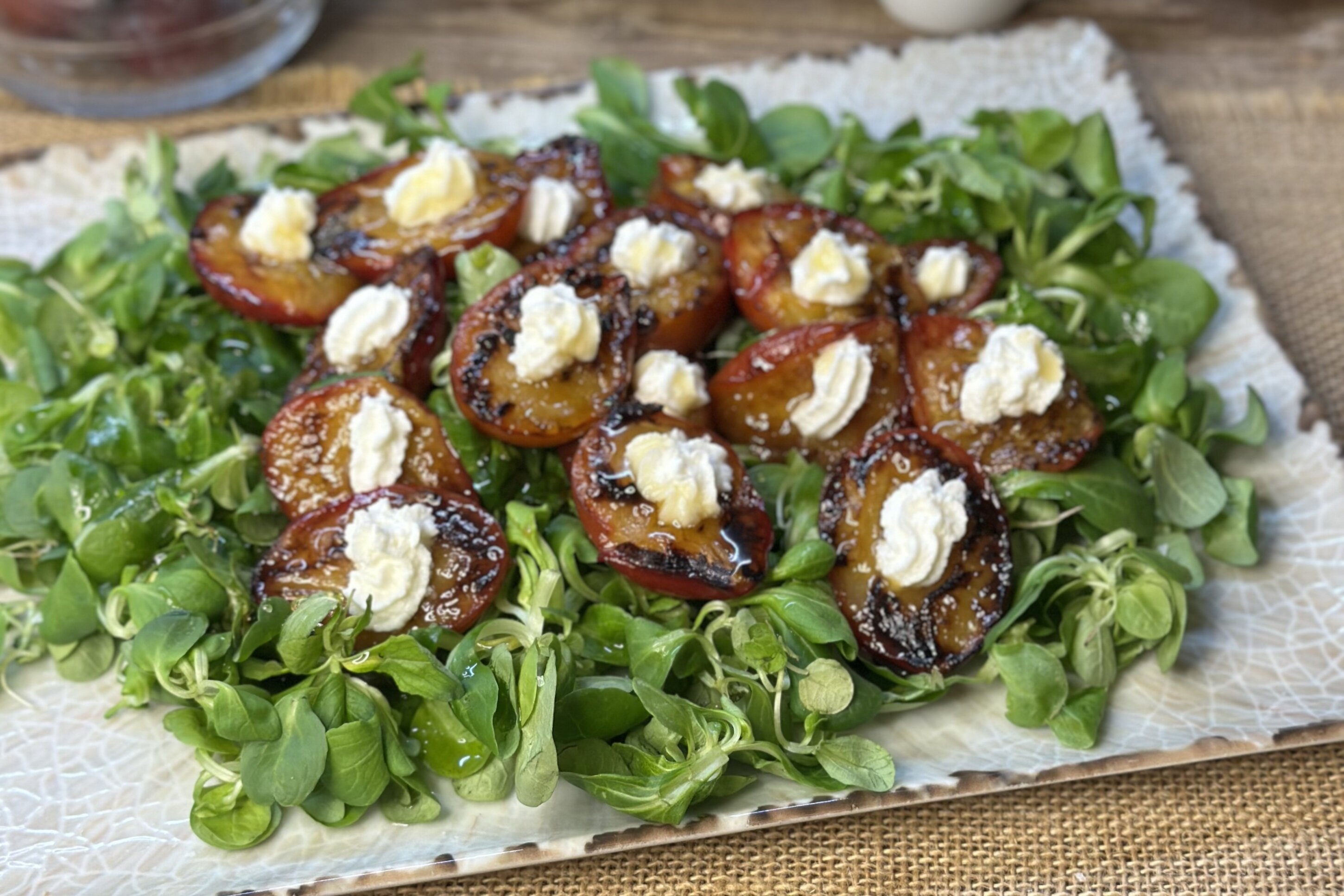 Insalata estiva con le prugne Insalata estiva con le prugne