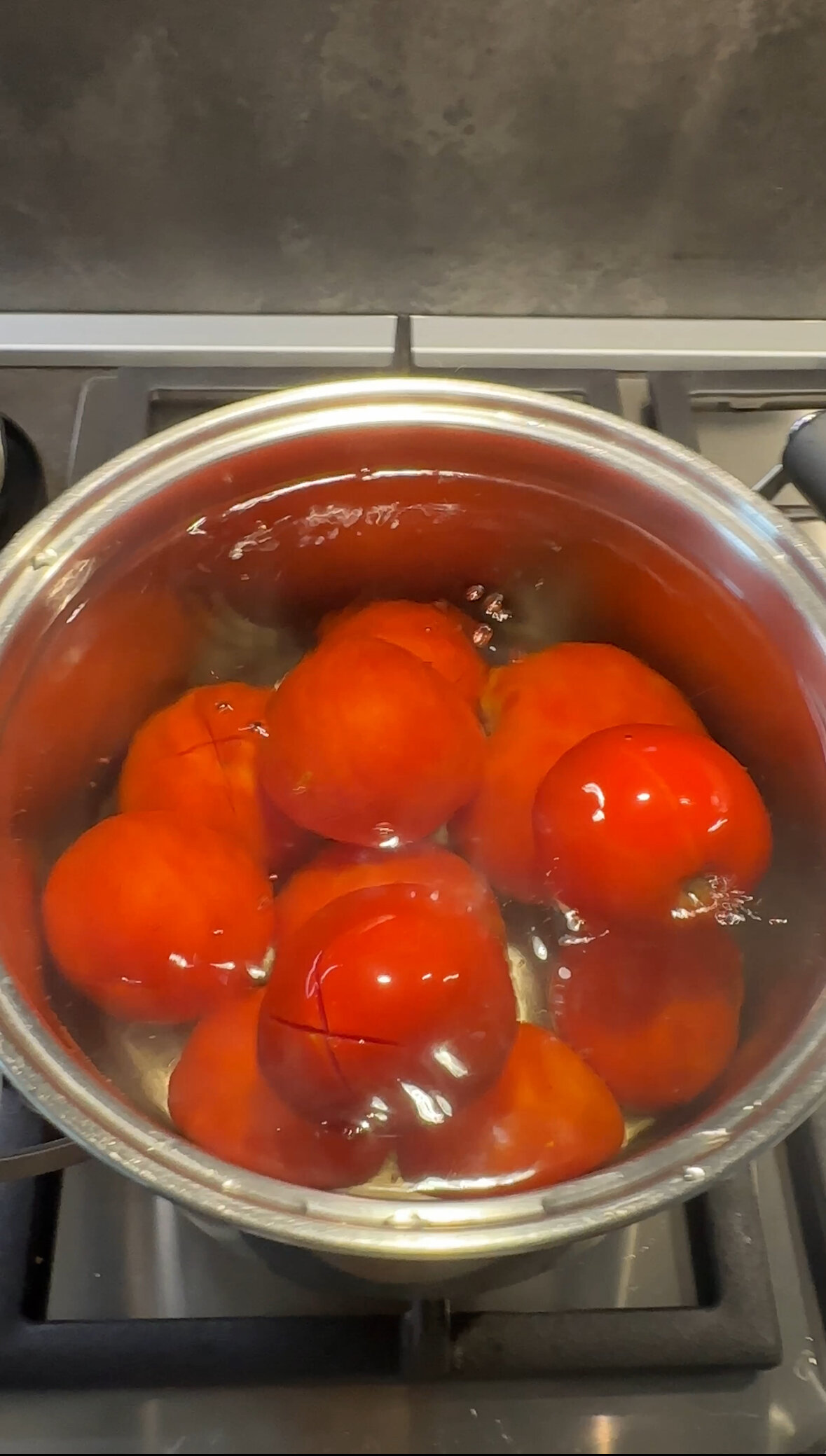 pomodorocrudo-1.jpeg pomodorocrudo-1.jpeg