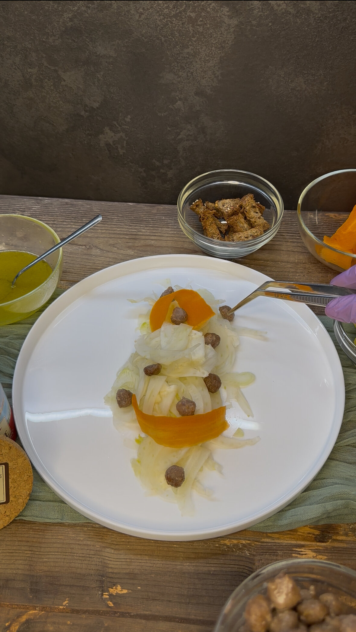 insalatapolpettine.jpeg insalatapolpettine.jpeg