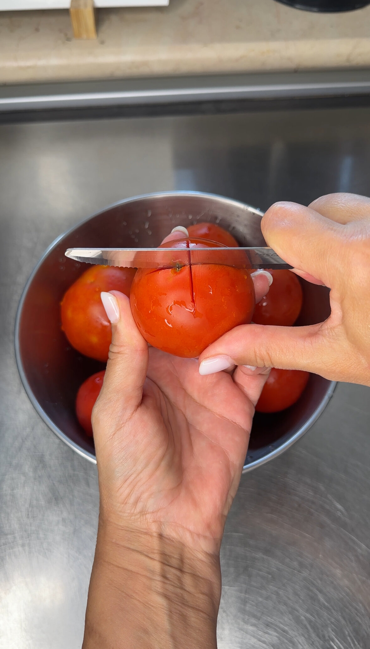 pomodorocrudo.jpeg pomodorocrudo.jpeg