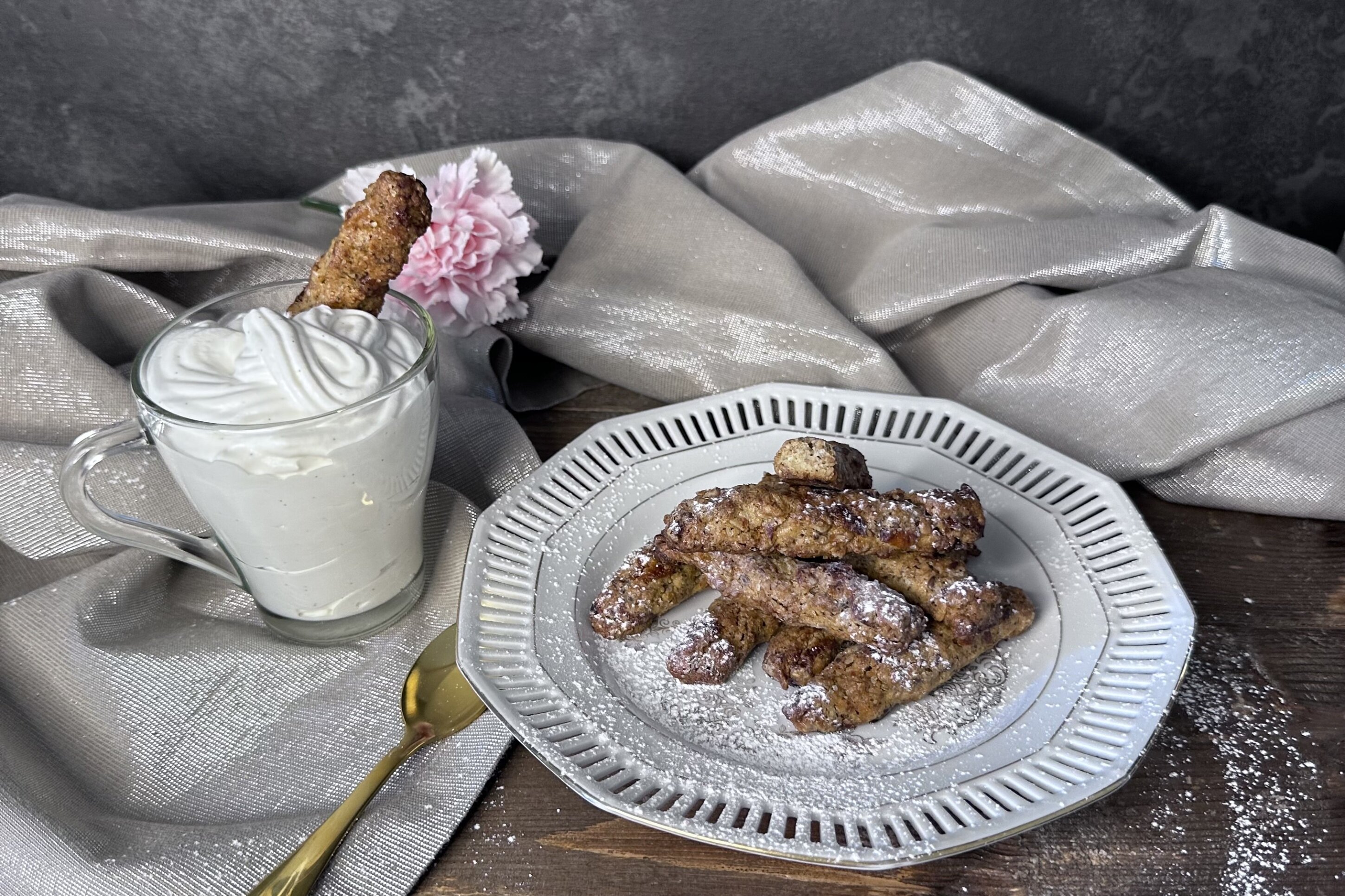 biscotti-croccanti-con-fiocchi-di-farro-e-albicocche.jpeg biscotti-croccanti-con-fiocchi-di-farro-e-albicocche.jpeg