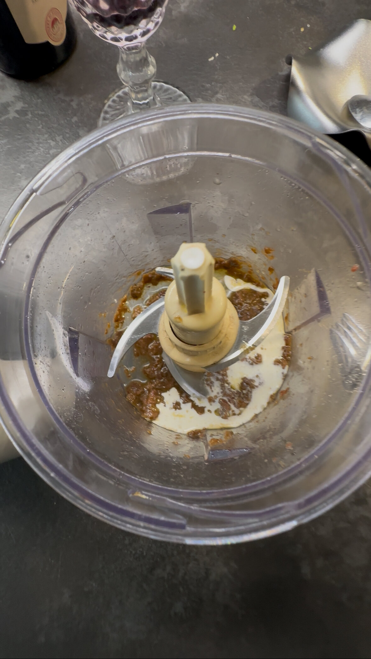 cremaacciughe.jpeg cremaacciughe.jpeg