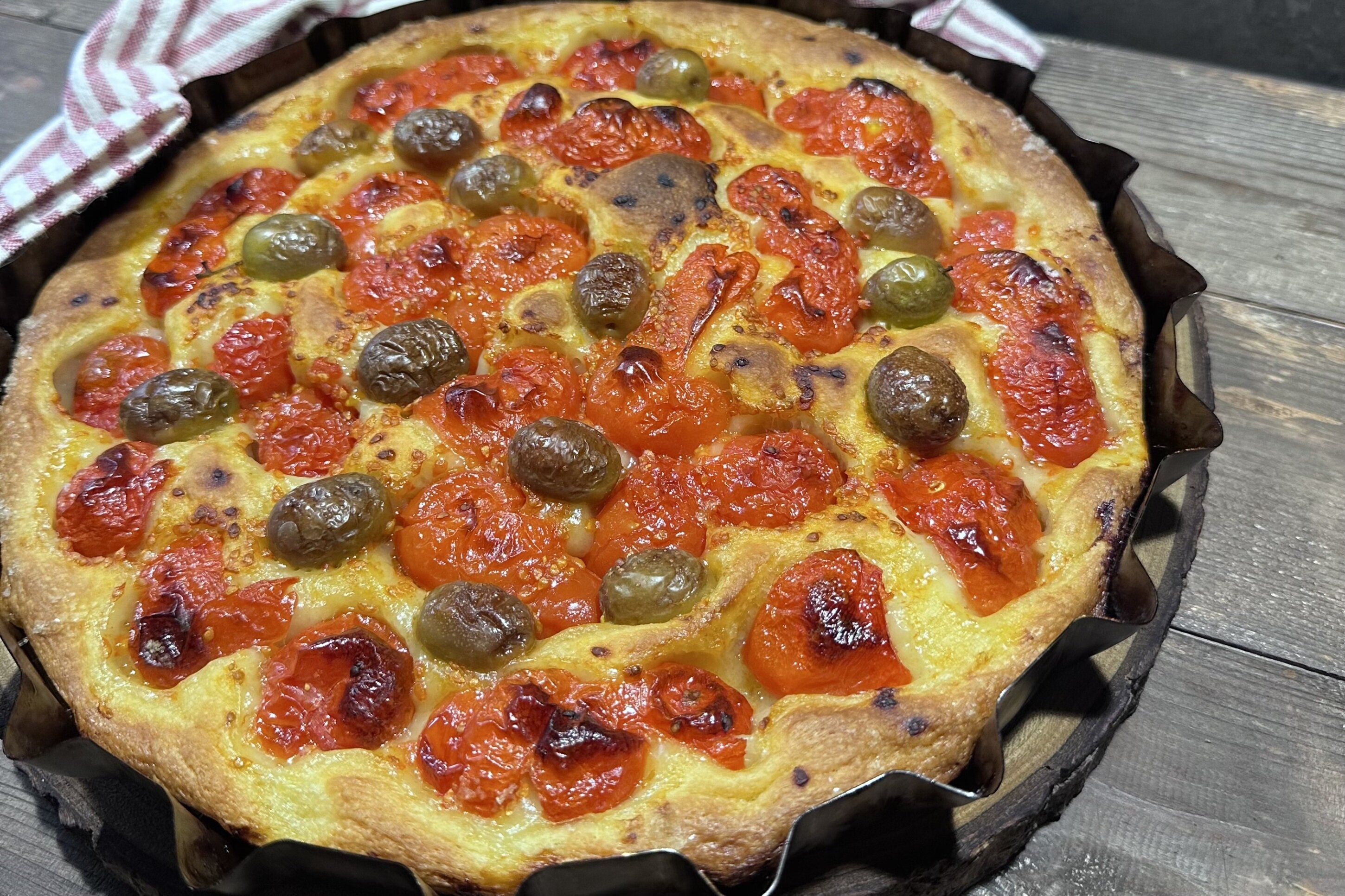 Focaccia barese ricetta gustosa