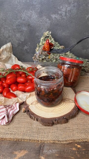 Pomodorini confit sott'olio