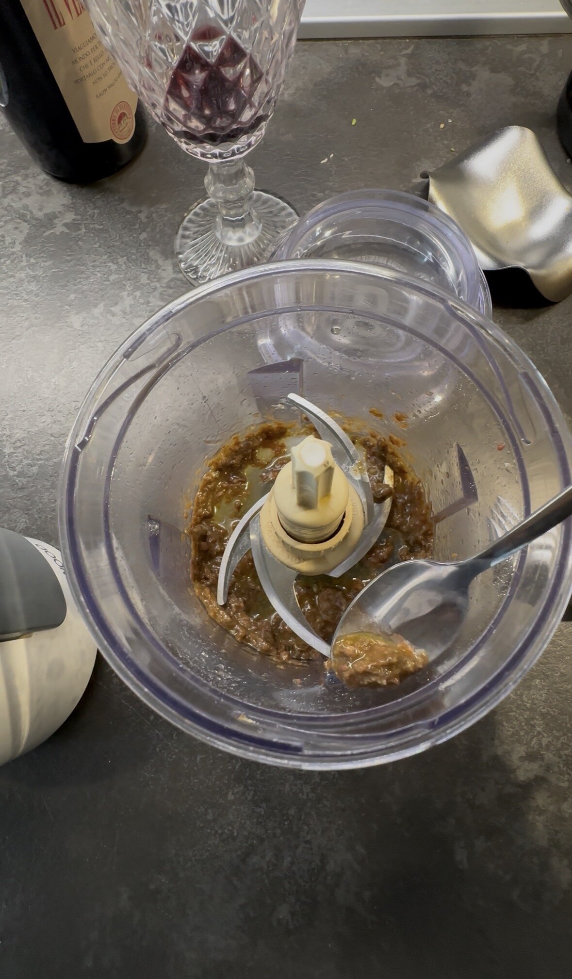 cremaacciughe-1.jpeg cremaacciughe-1.jpeg