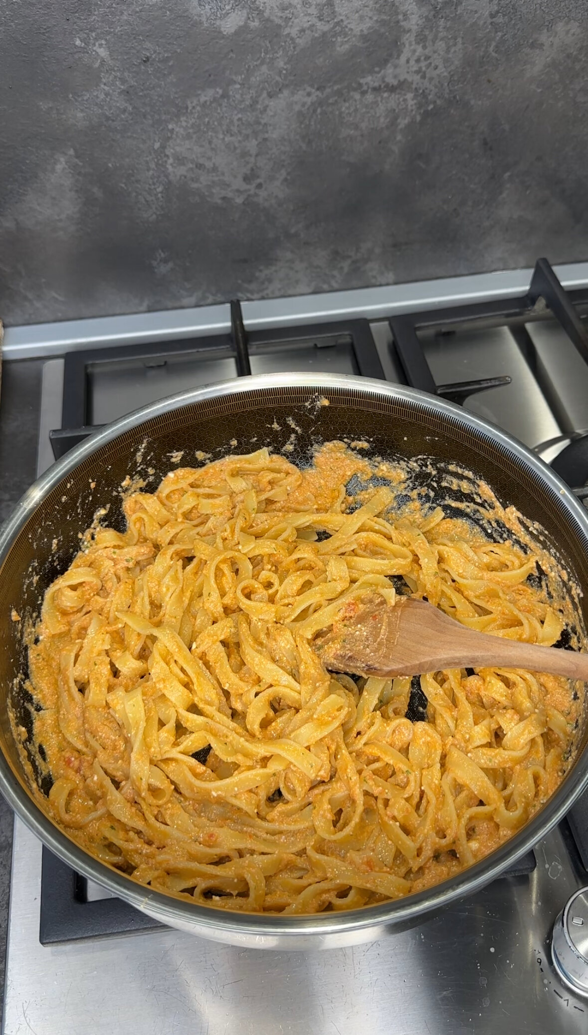 pastapomodorocrudo-3.jpeg pastapomodorocrudo-3.jpeg